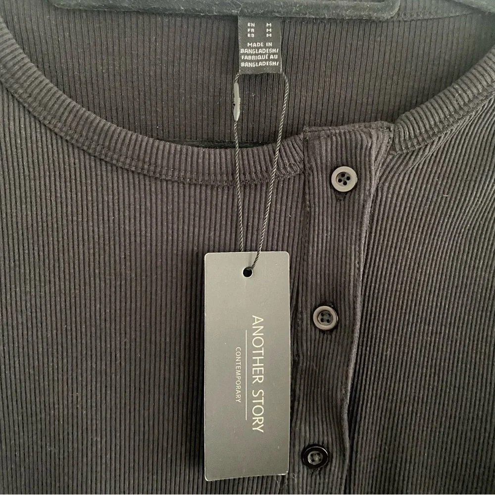 Another Story Ribbed Cardigan - Picture 3 of 9